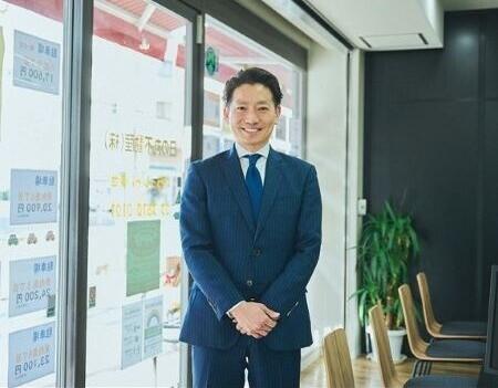 勤怠管理対応が月3人日からほぼゼロに。勤務承認のハンコ文化から脱却で効率化・ミス削減。